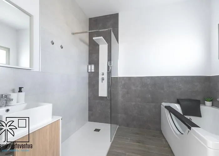 Lola Lajares Irent Fuerteventura アパート ラ・オリーバ