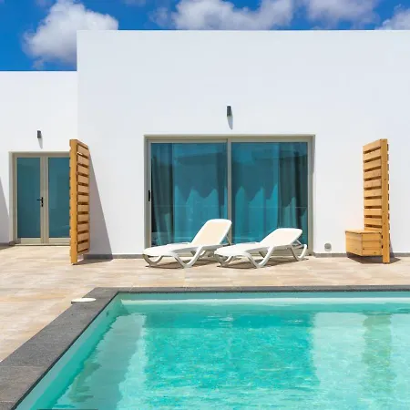 Lola Lajares Irent Fuerteventura Apartment La Oliva