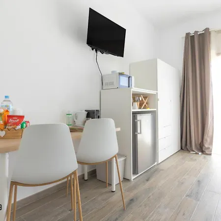 Lola Lajares Irent Fuerteventura * La Oliva